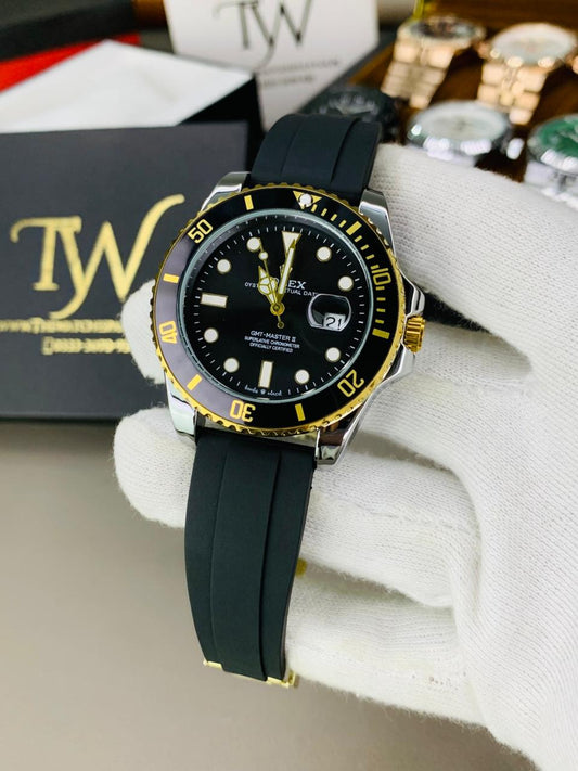GMT II In Strap Golden Case