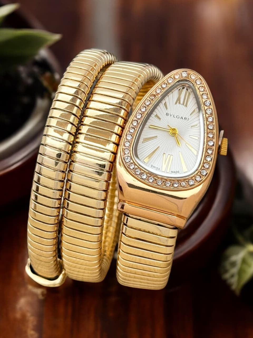 Bvlgari Serpenti Snack Watch Golden White !
