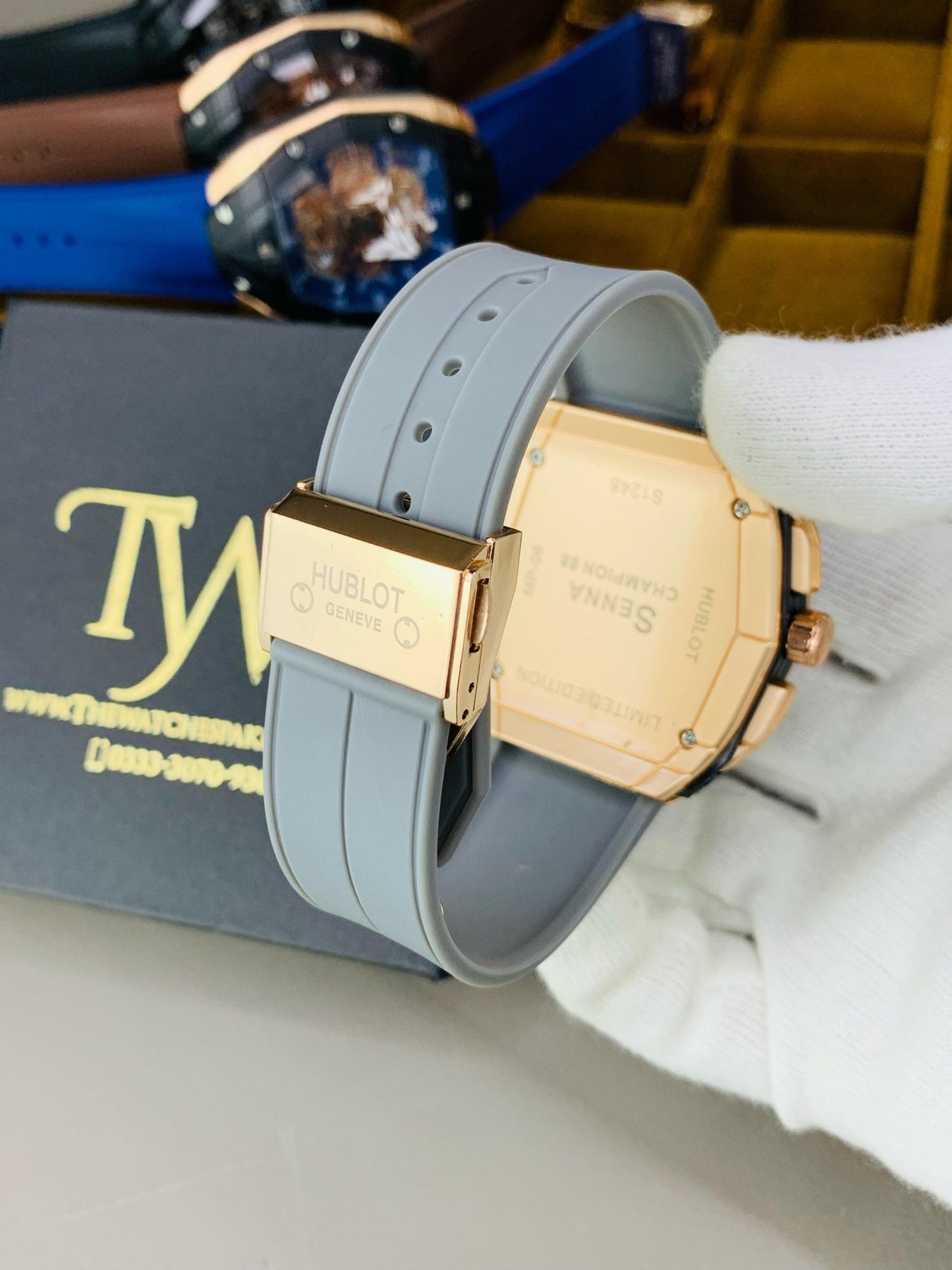 HB-Strap Watch Grey