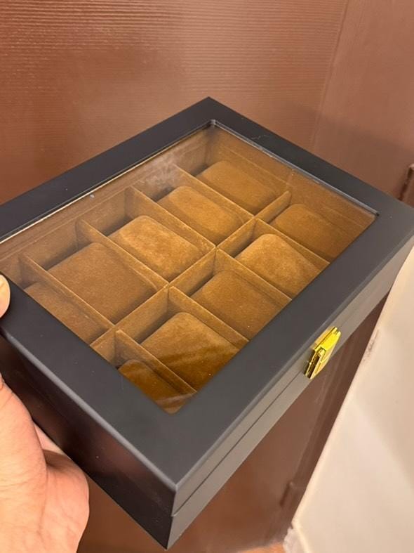 10-Watches Organizer