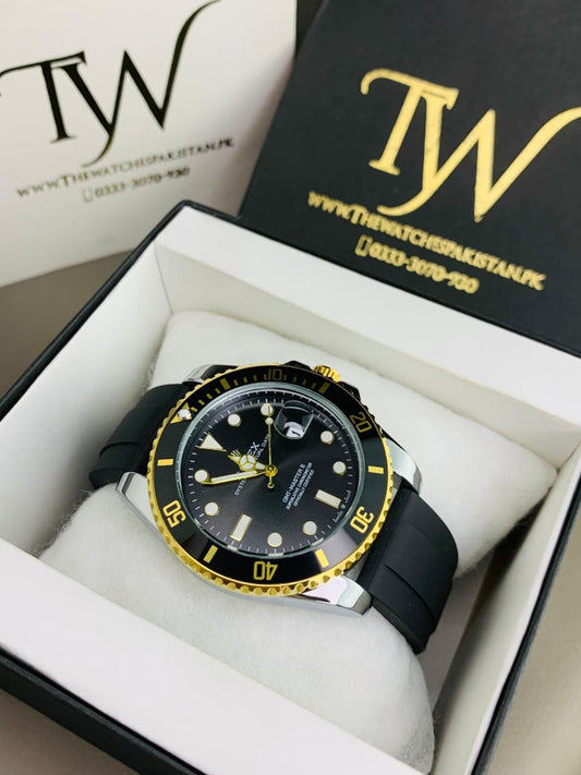 GMT II In Strap Golden Case