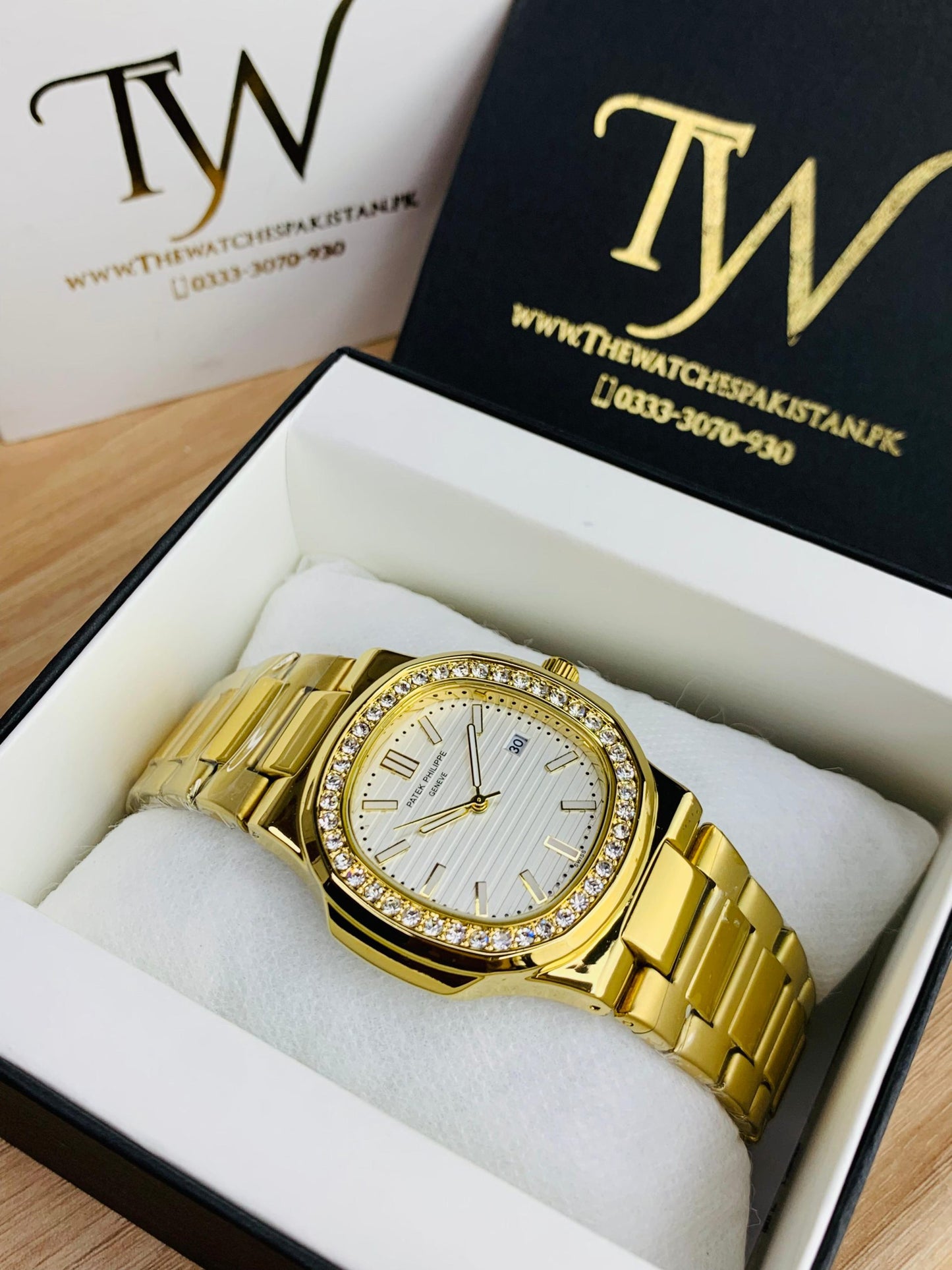 PP-Slim Case Stone Dial Golden With White