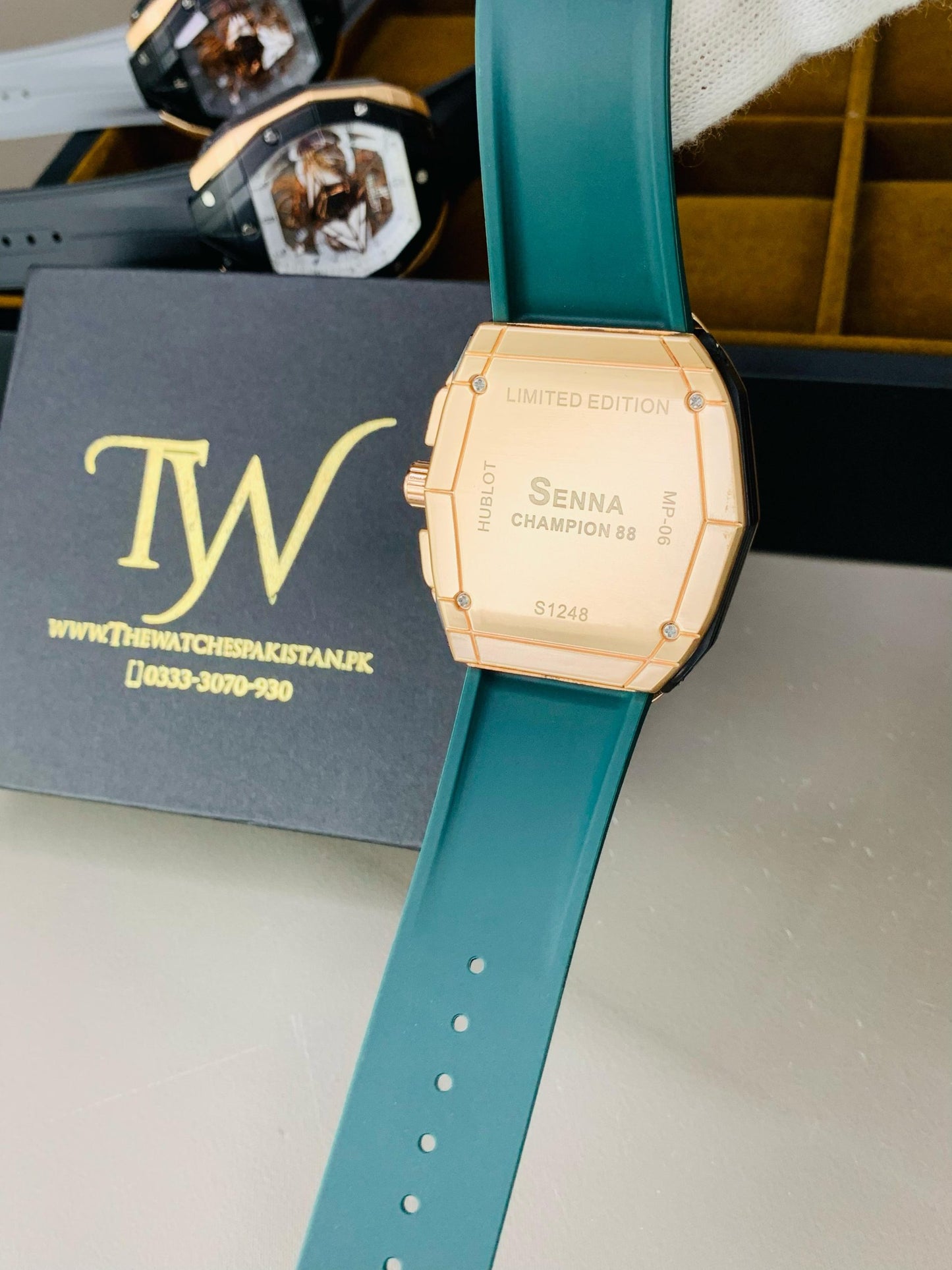 HB-Strap Watch Green