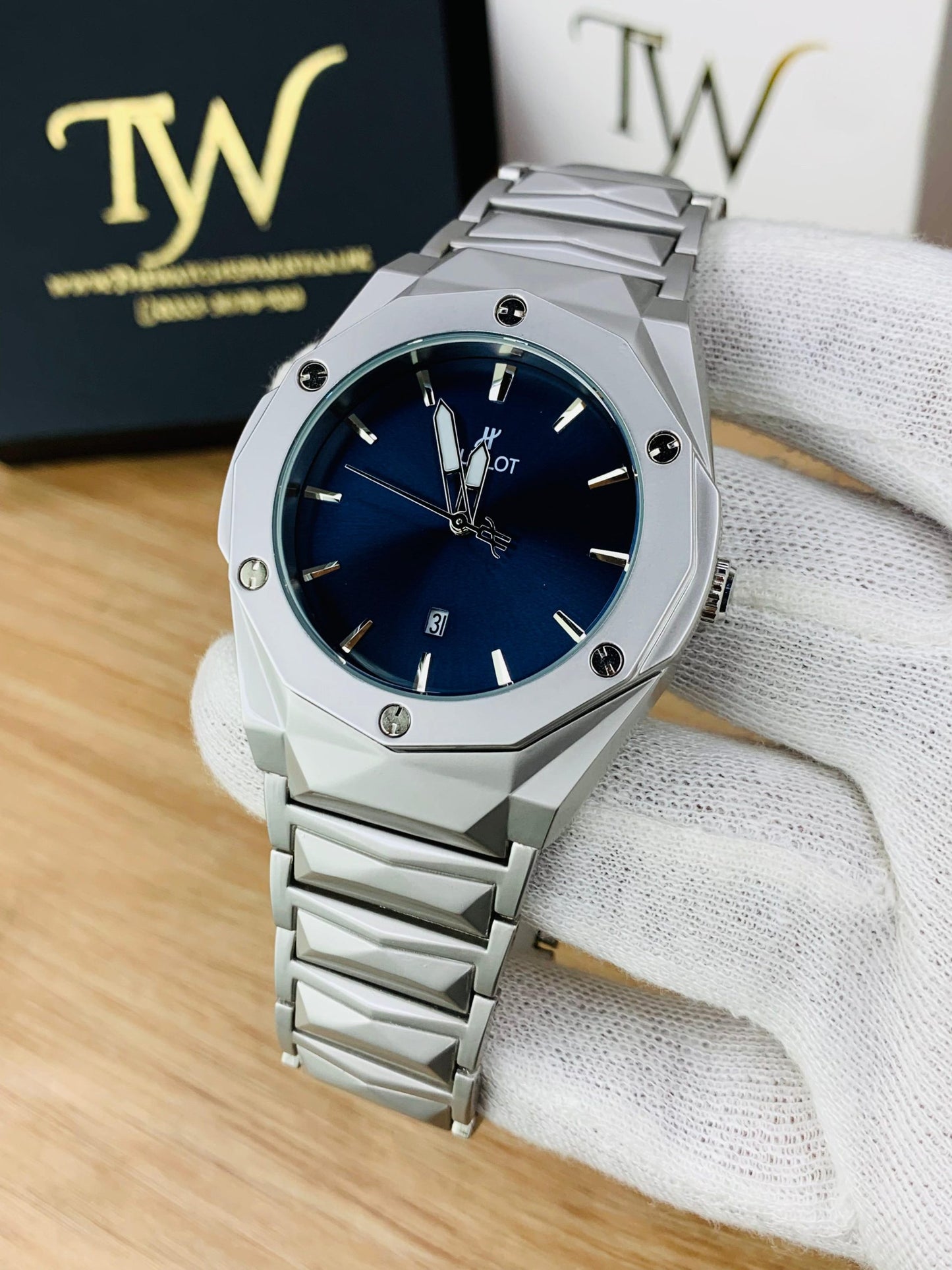 HB-Plain Dial Blue