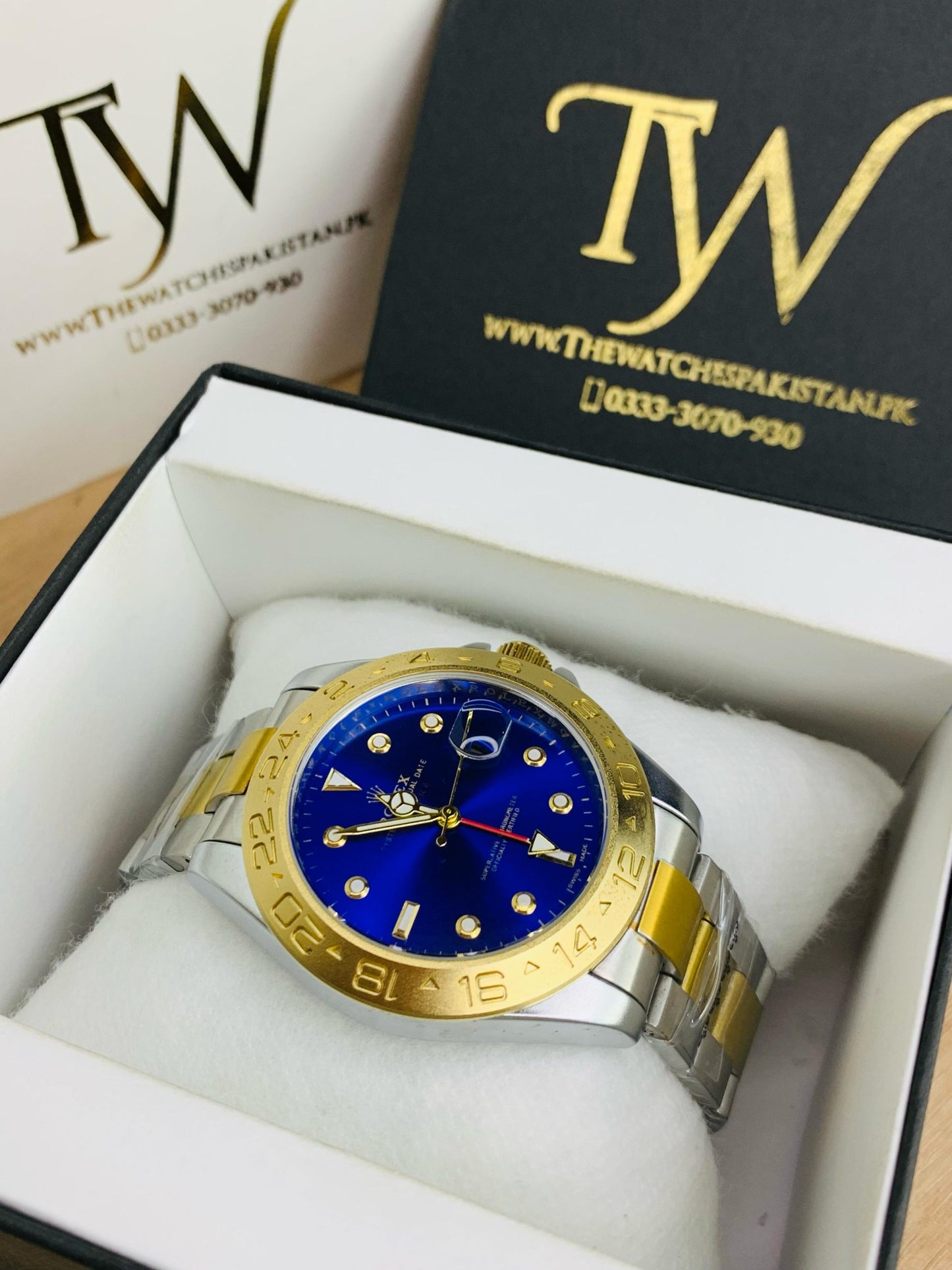 Two Tone Blue Dial