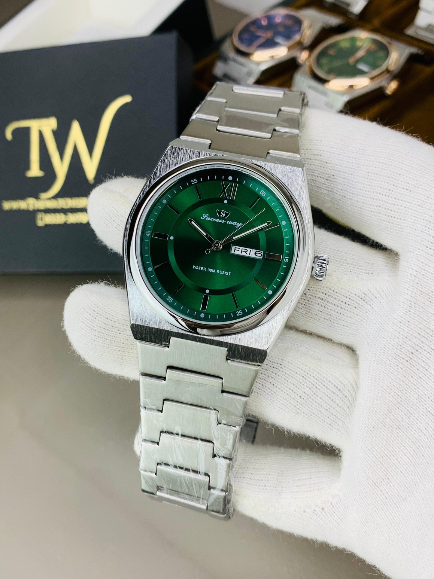 Silver Green !