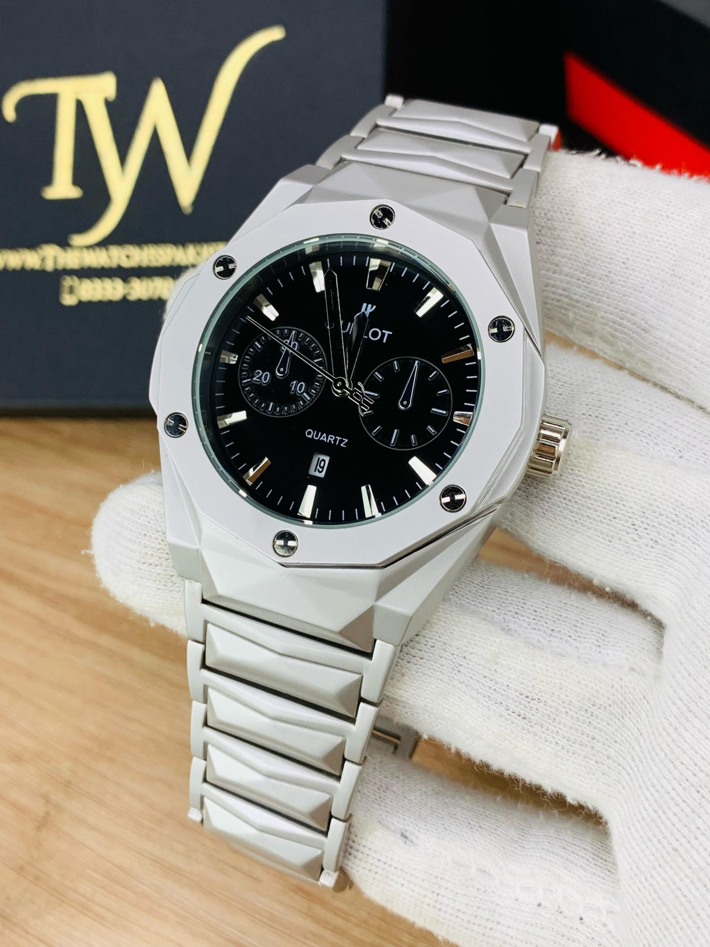 HB Diamond Cut Black Dial