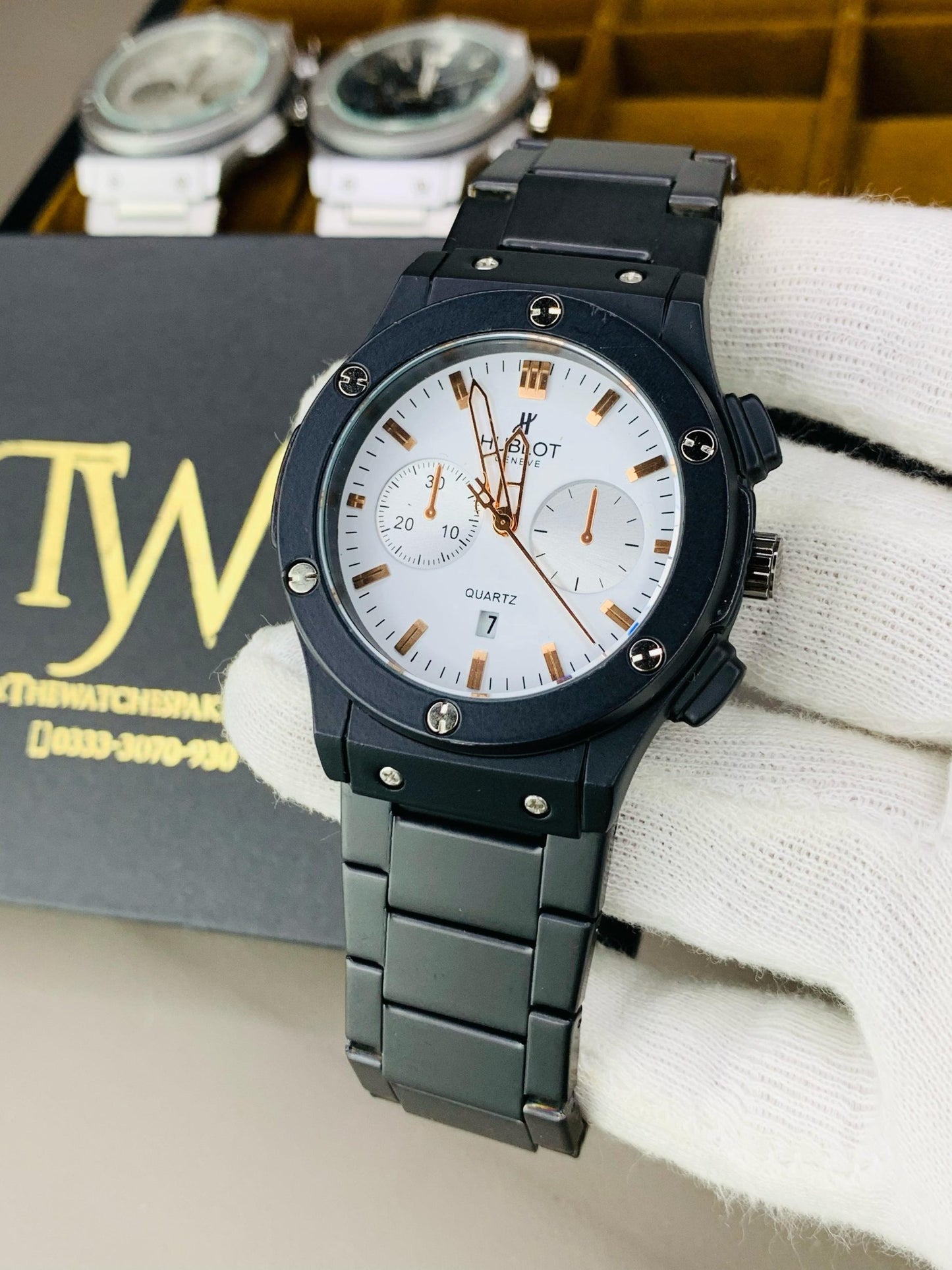 HB Classic Black With White