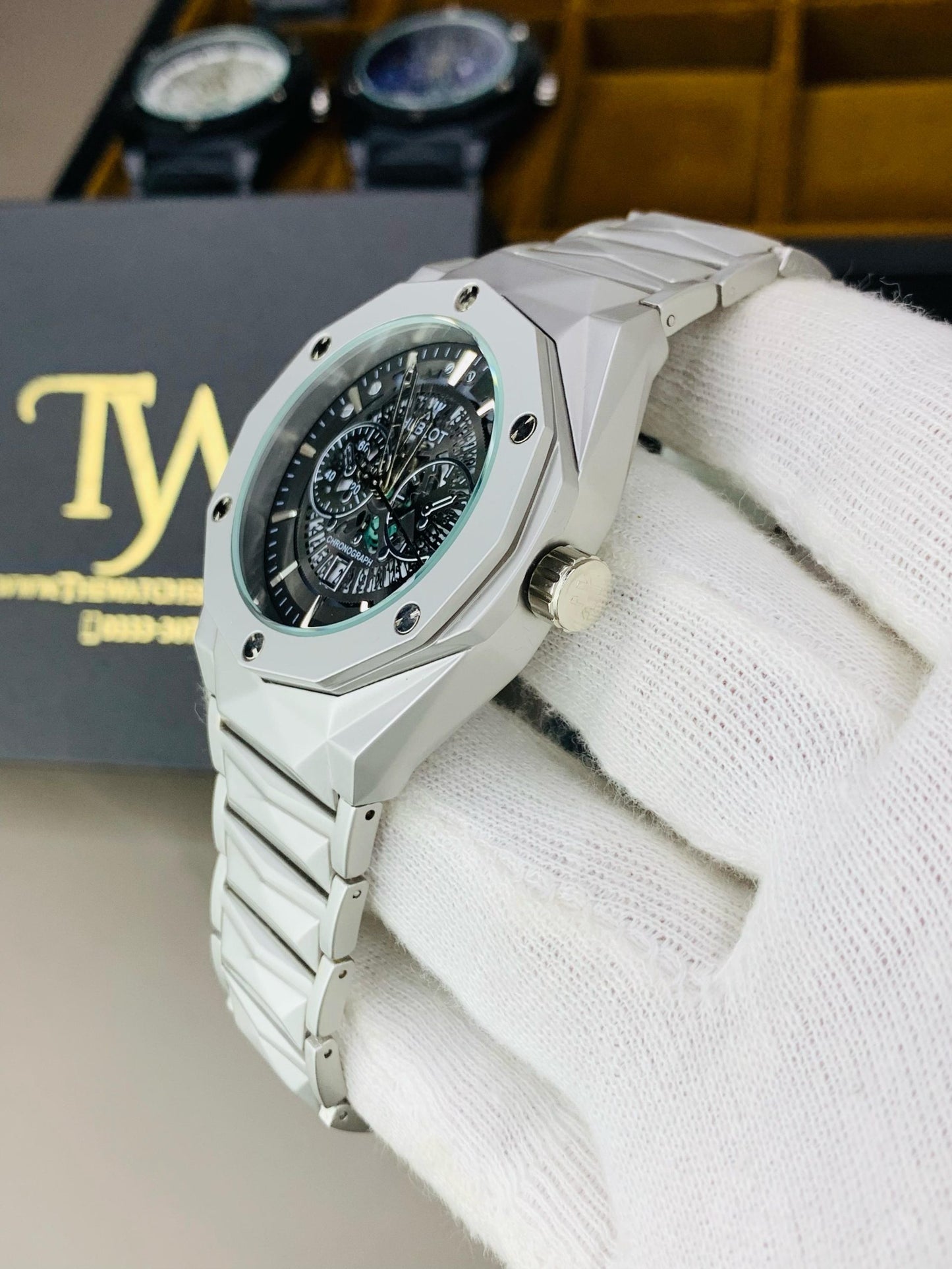Diamond Cut Spider Dial Silver Black