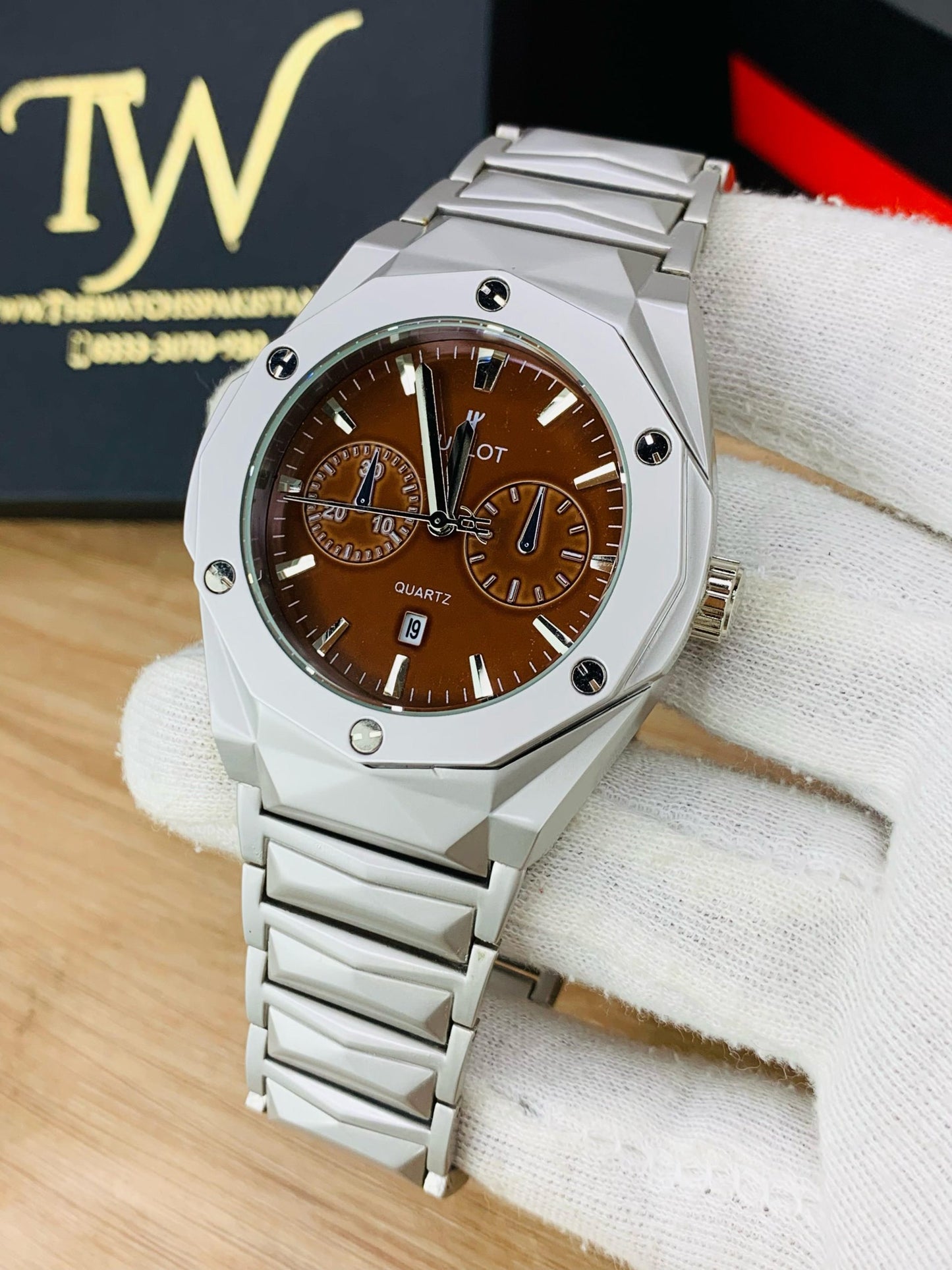 HB Diamond Cut Brown Dial