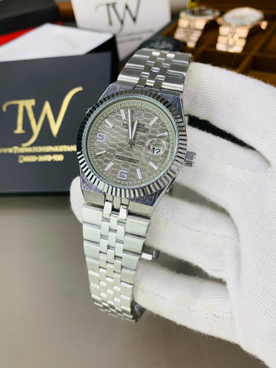 Land Dweller Silver Grey