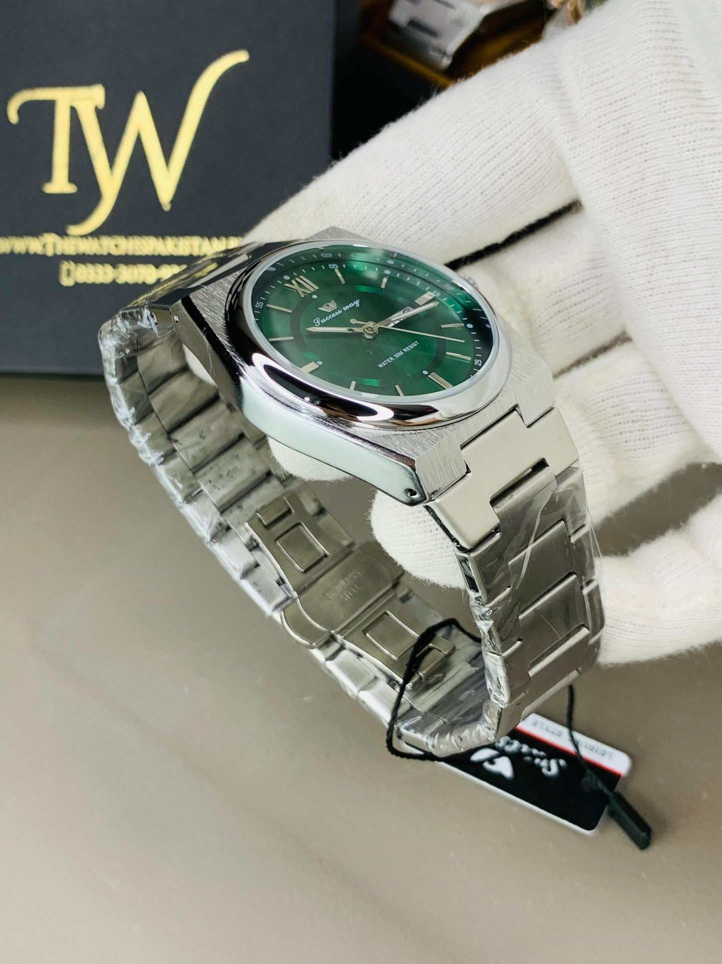 Silver Green !