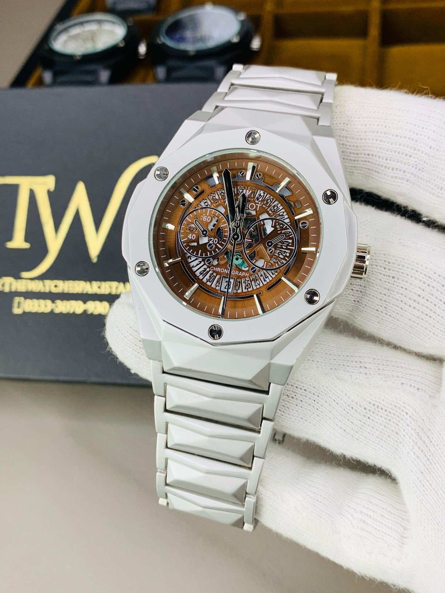 Diamond Cut Spider Dial Silver Brown