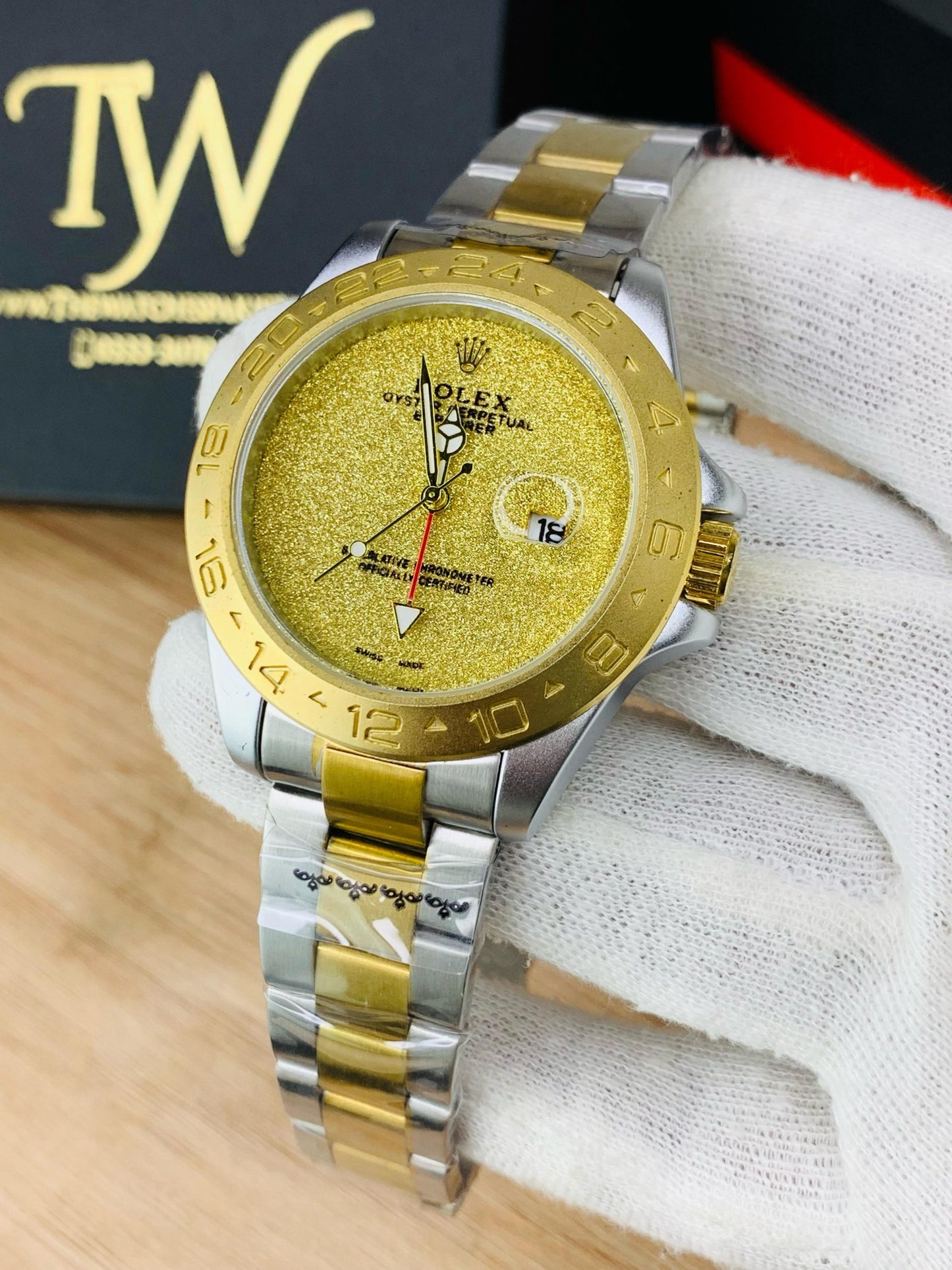 Two Tone Golden Dial