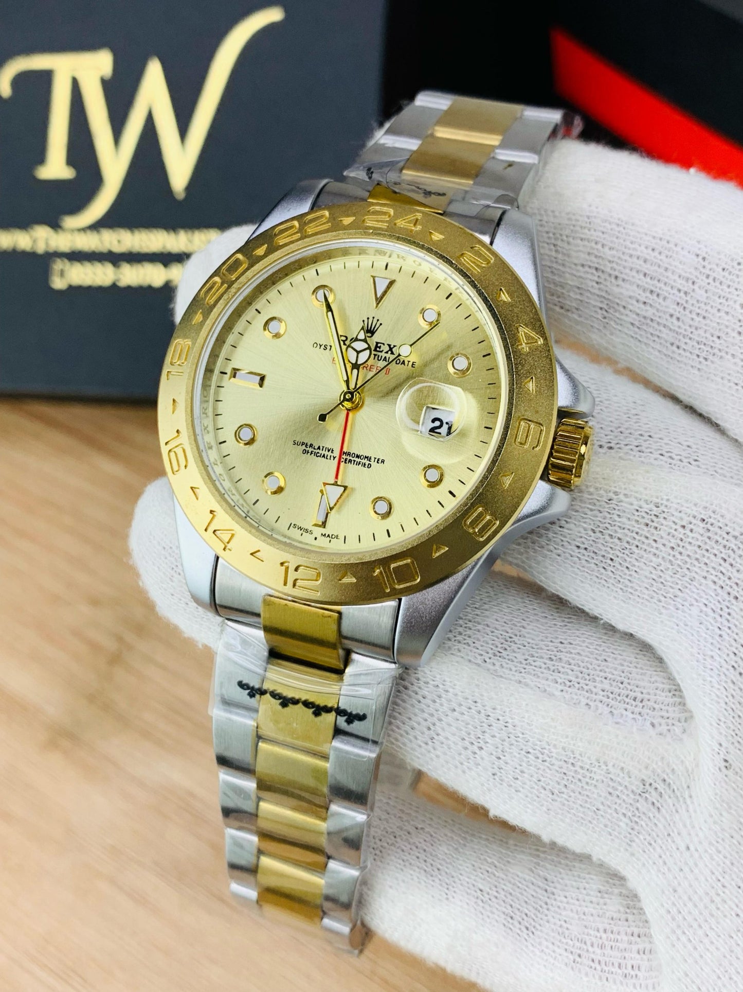 Two Tone Golden Plain Dial