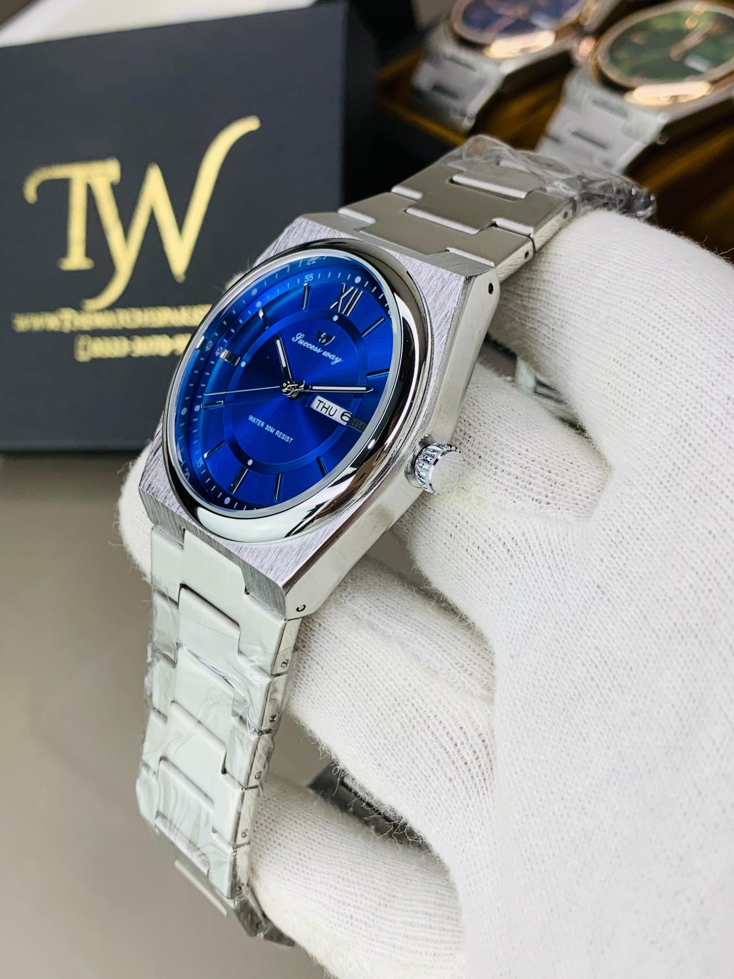 Silver Chain Blue Dial !