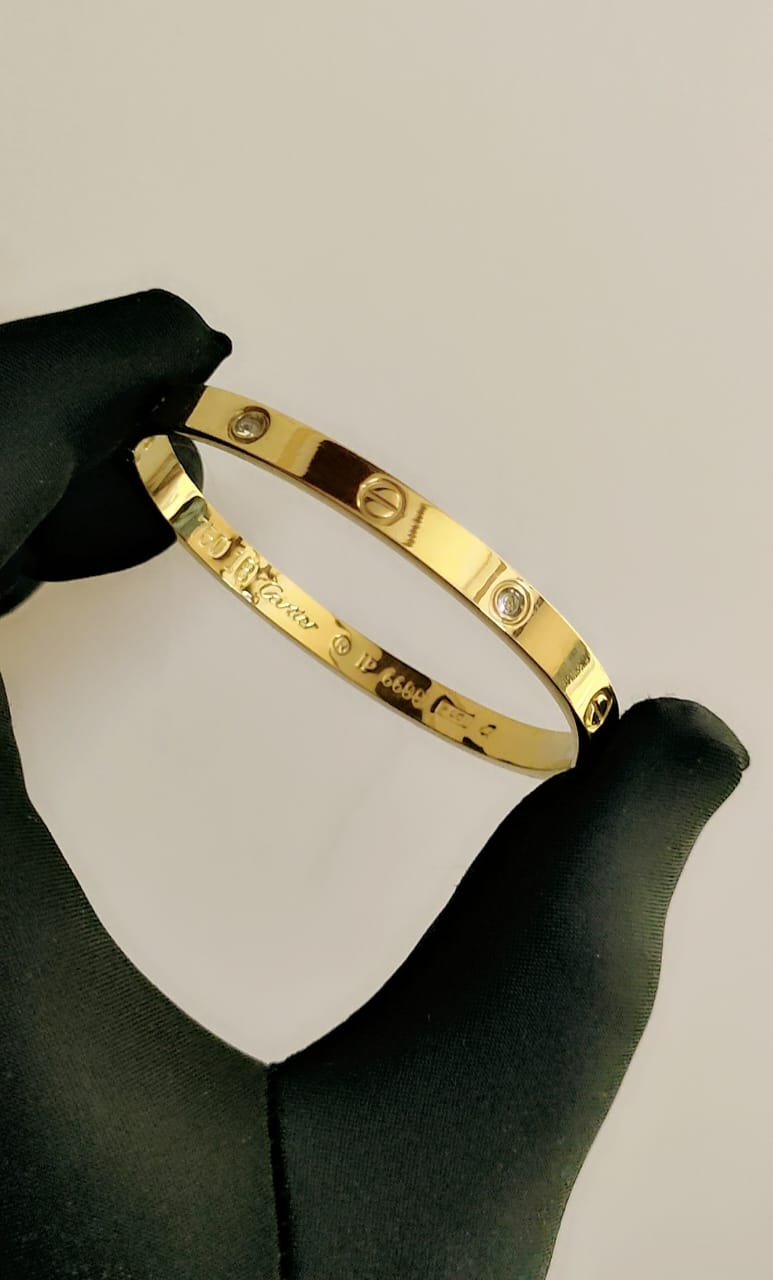 Love Bangle Golden