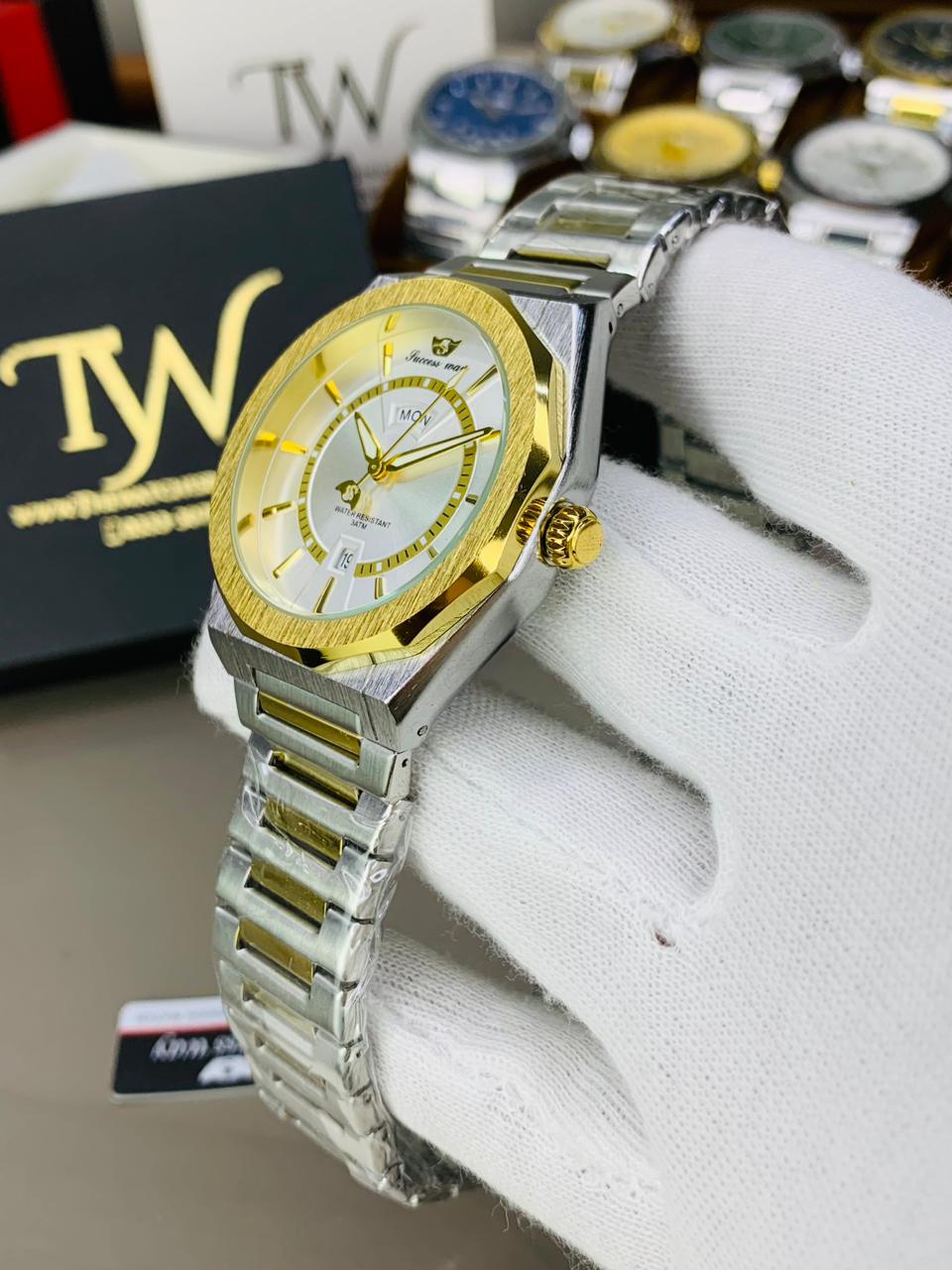 Day & Date Two Tone White Dial !