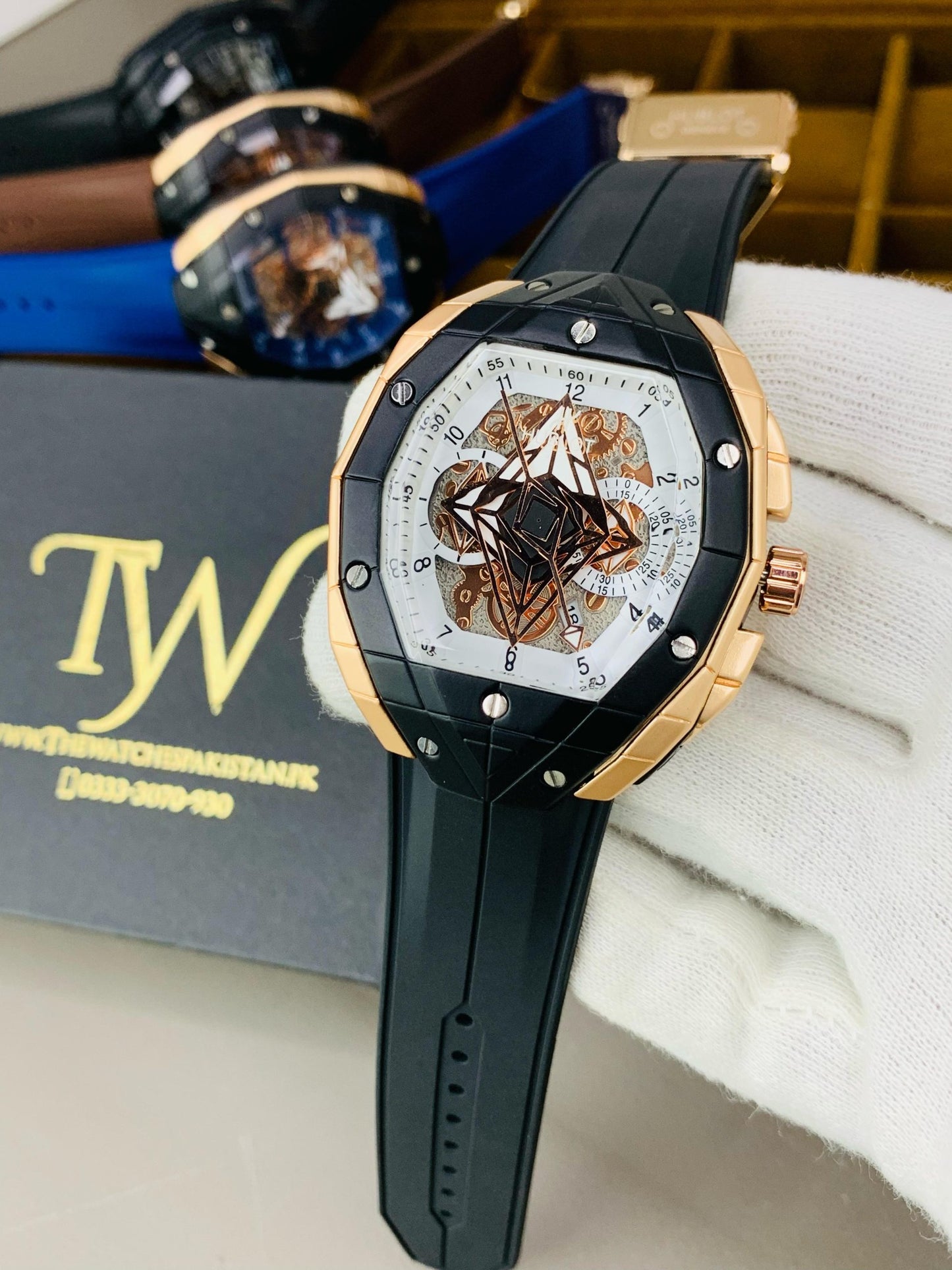 HB-Strap Watch Black Strap White Dial