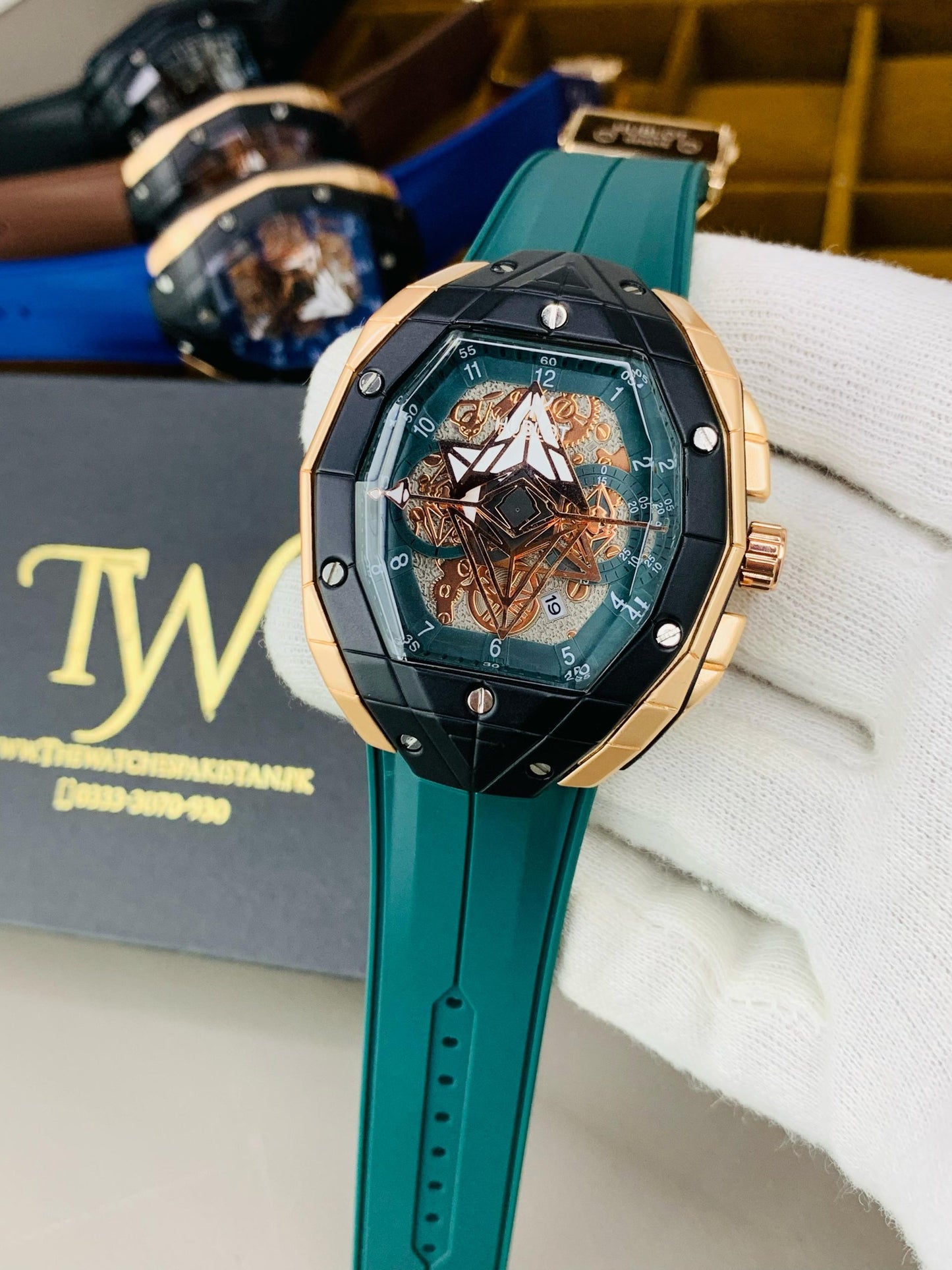 HB-Strap Watch Green