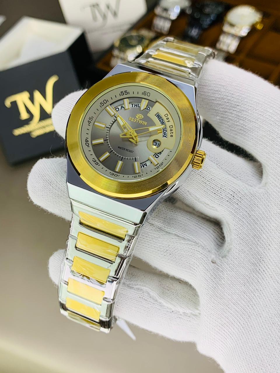 Day Date Best-win Two Tone Golden Dial