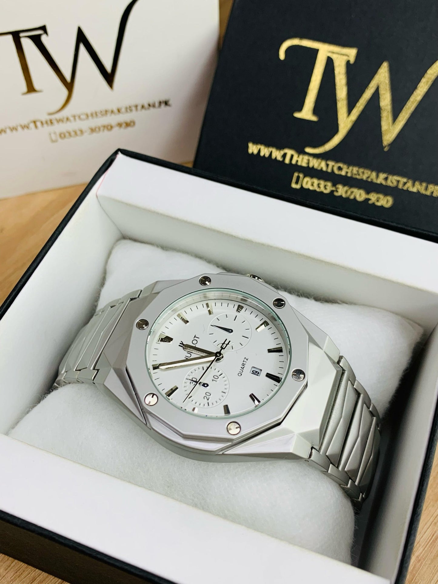 HB Diamond Cut White Dial