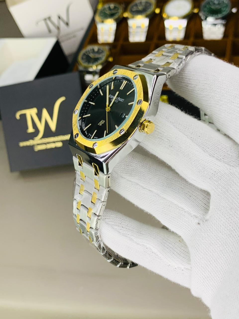 AP Two Tone Black Dial !