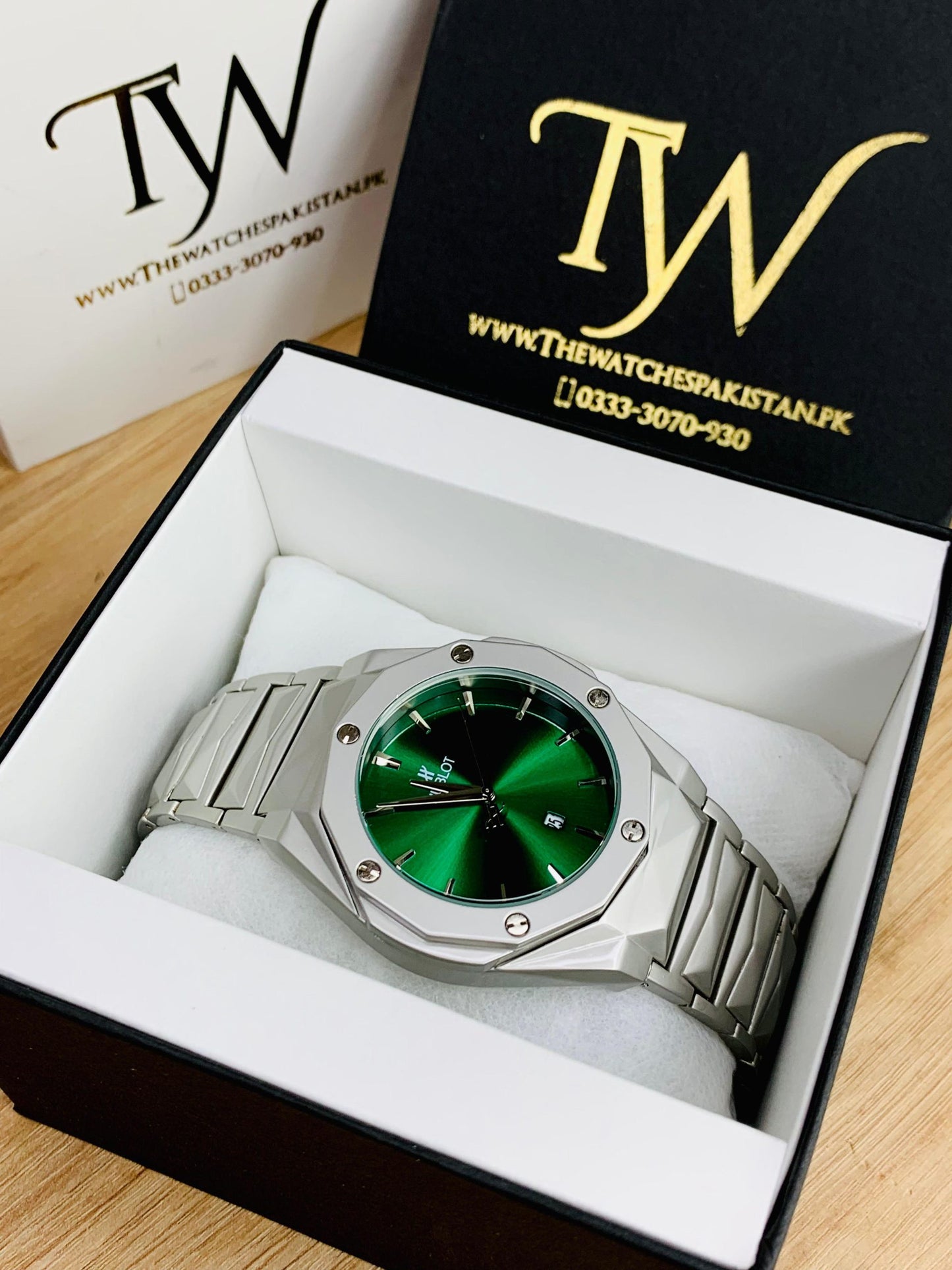 HB-Plain Dial Green