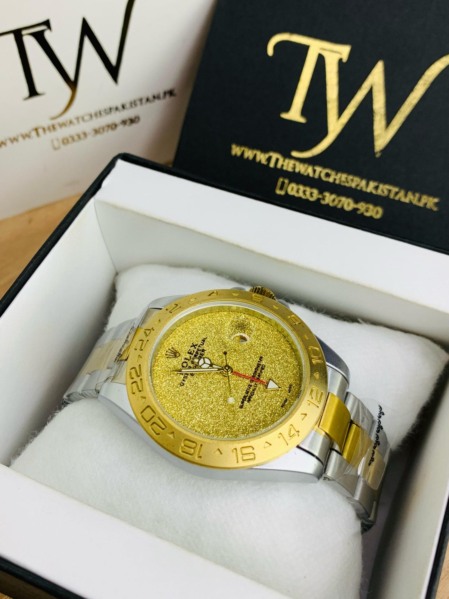 Two Tone Golden Dial