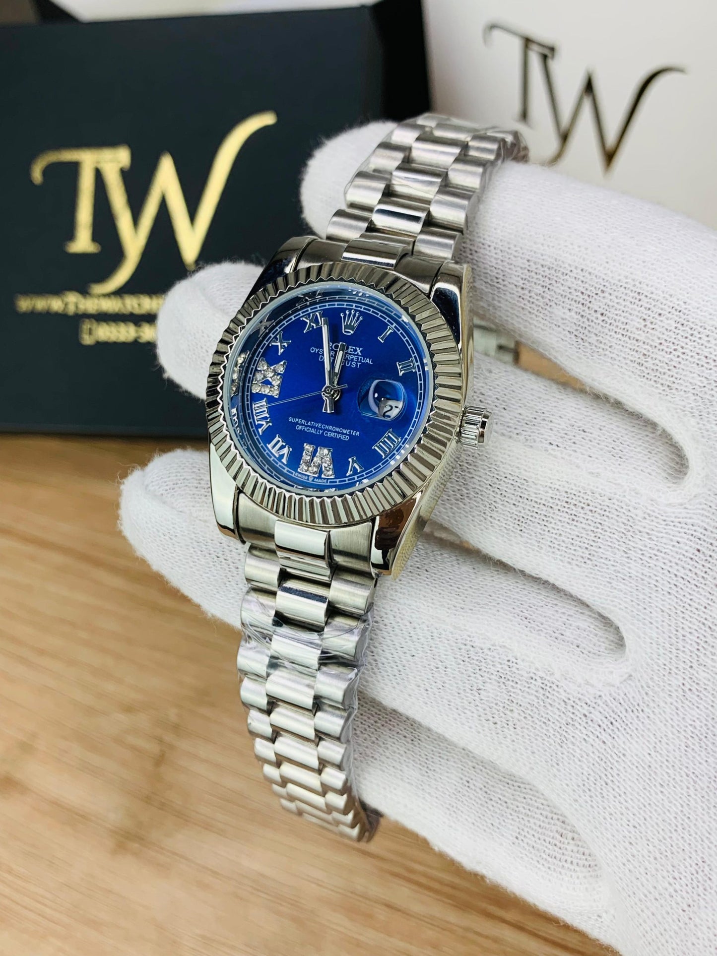 Rlx Blue Date Just !