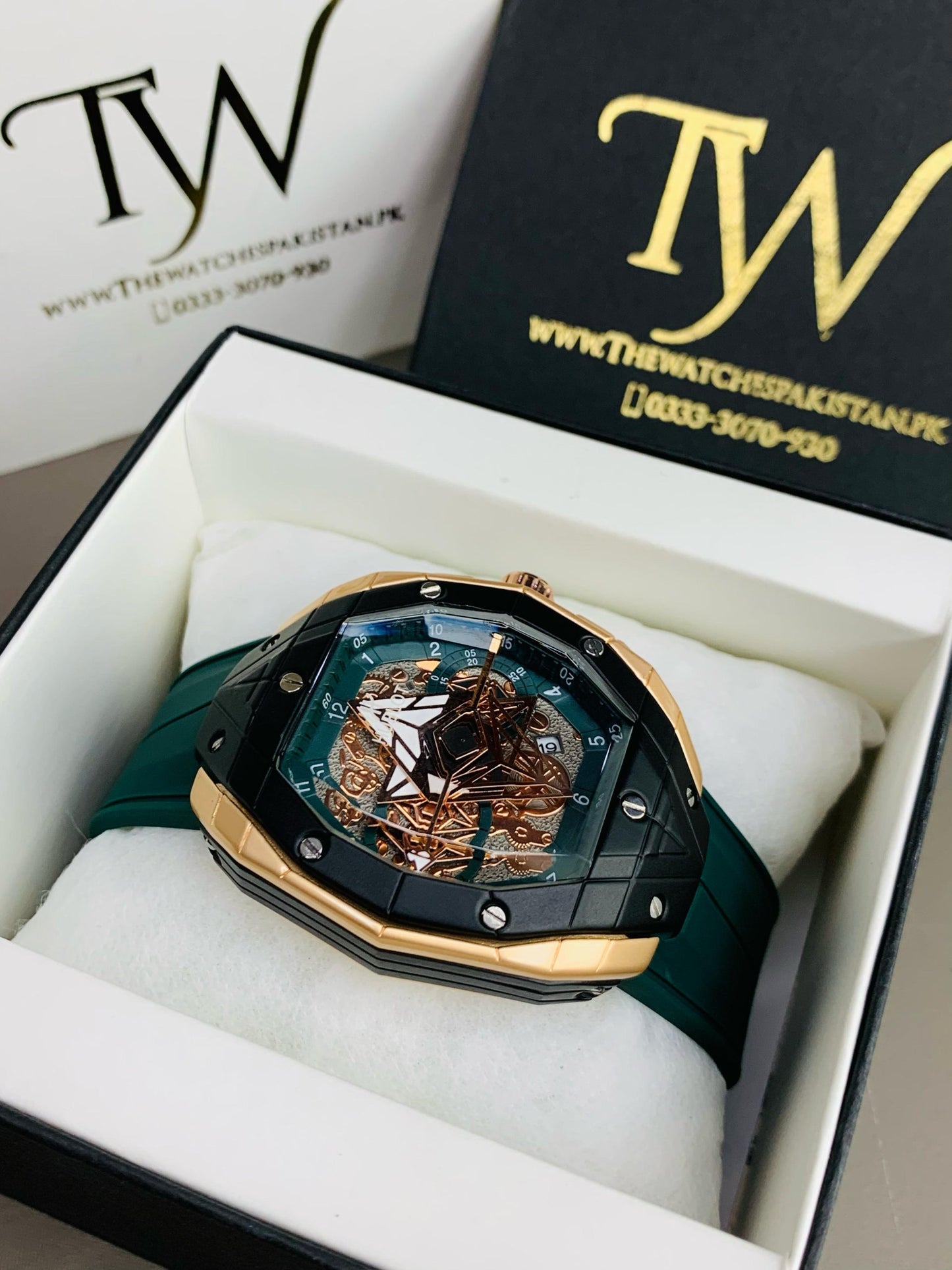 HB-Strap Watch Green