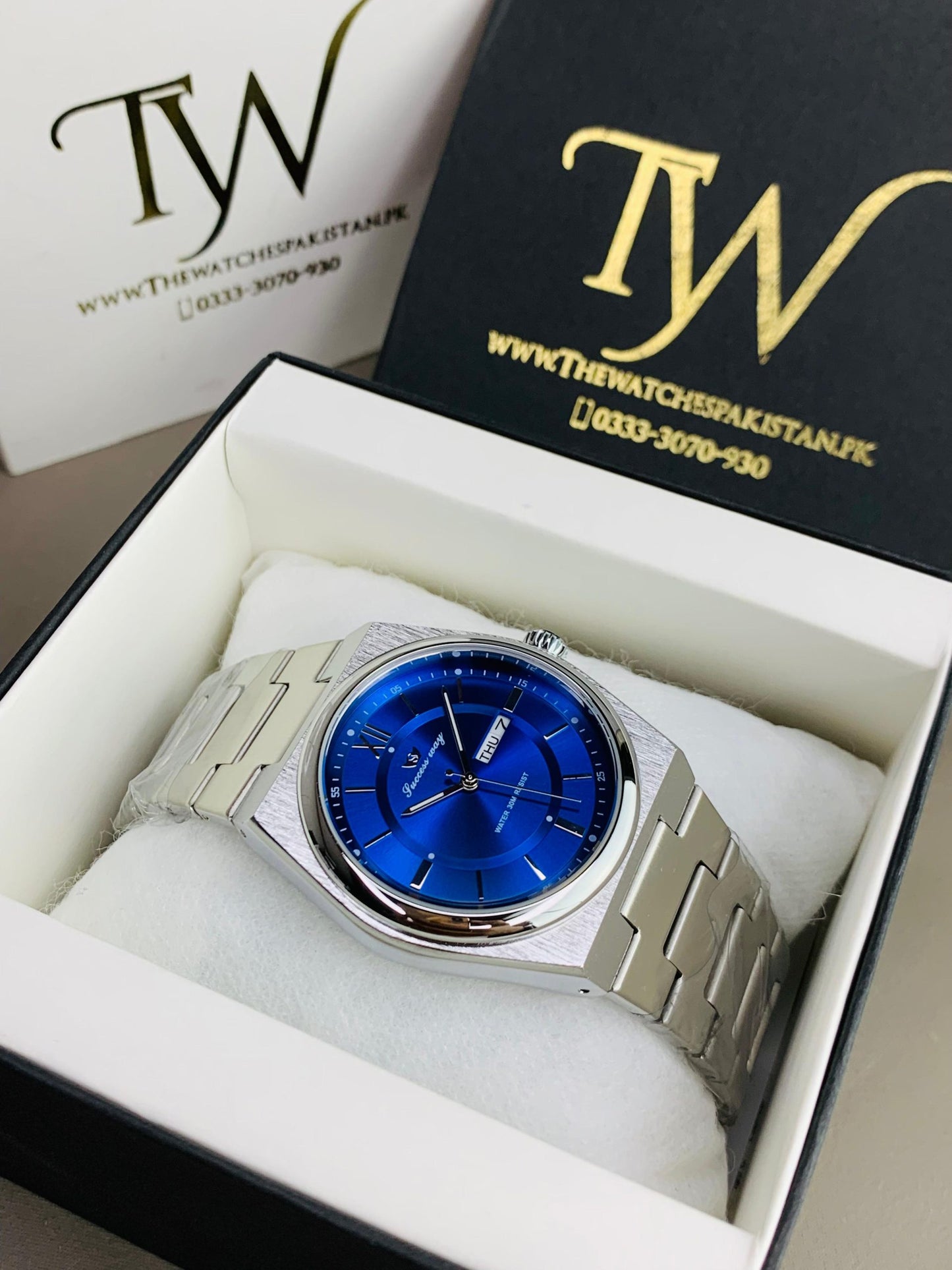 Silver Chain Blue Dial !