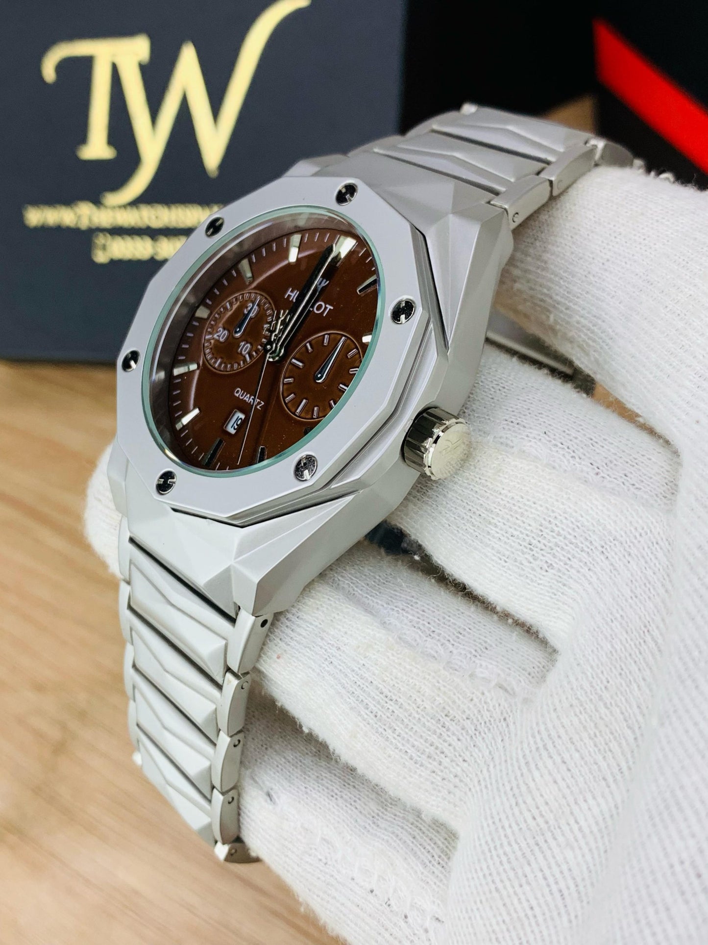 HB Diamond Cut Brown Dial