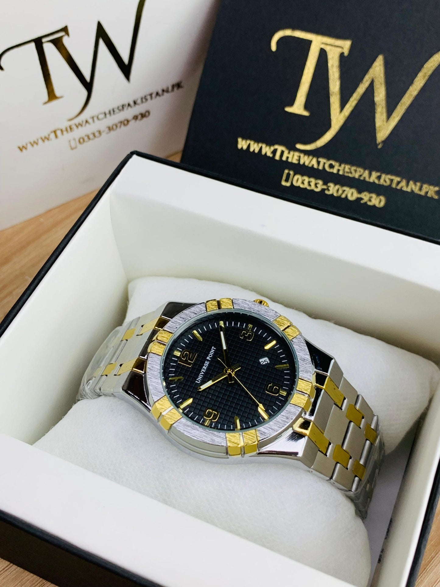 Two Tone Black Dial