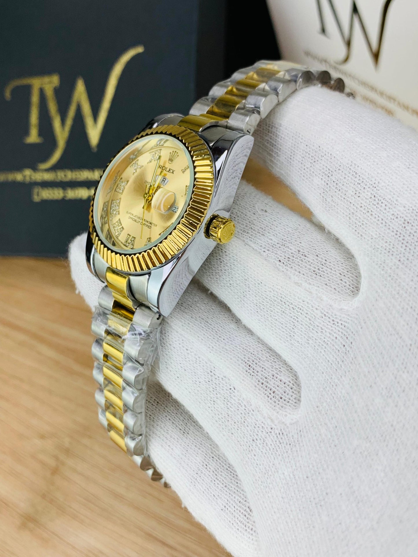 Rlx For Women Two Tone Golden