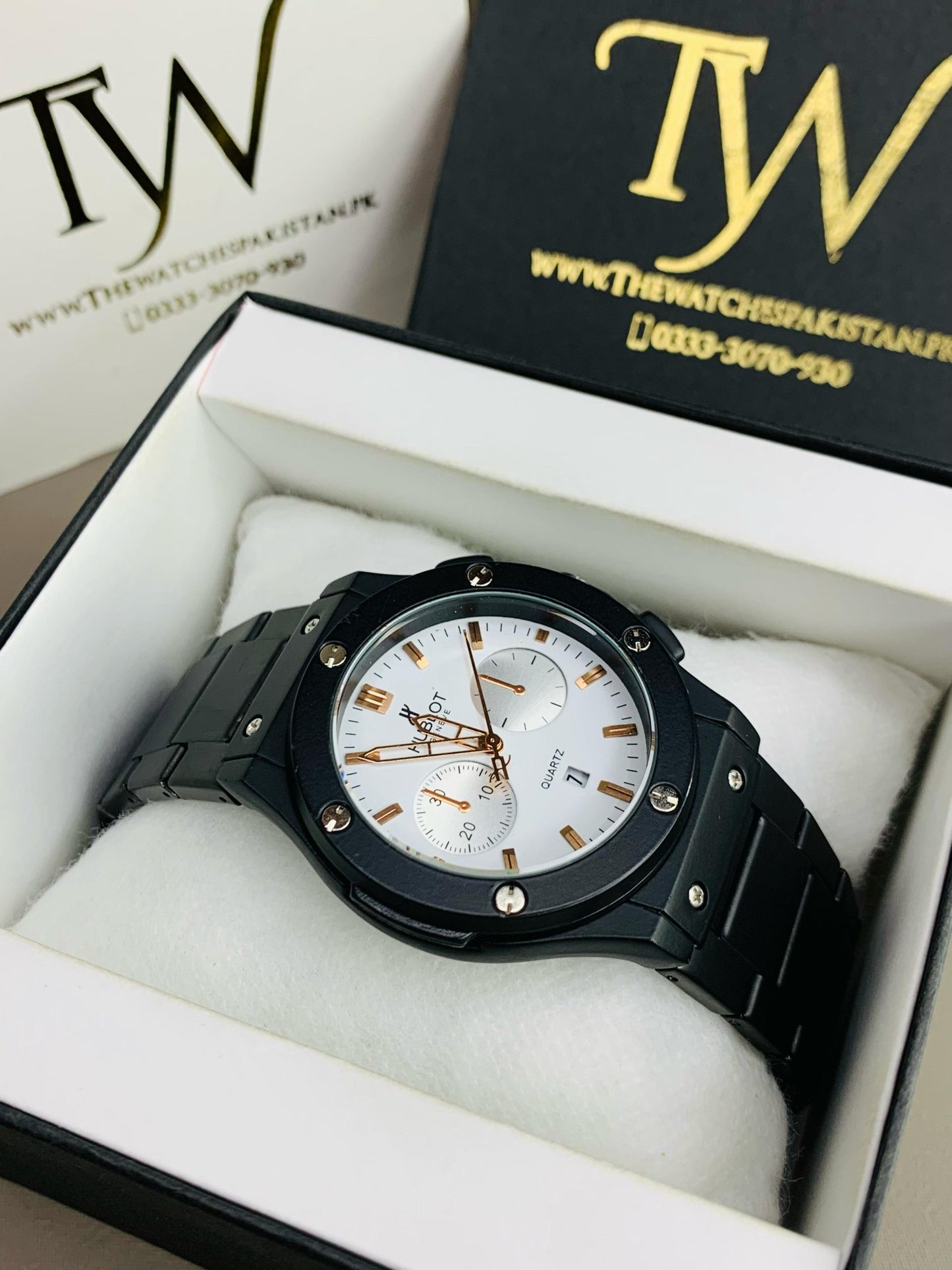HB Classic Black With White