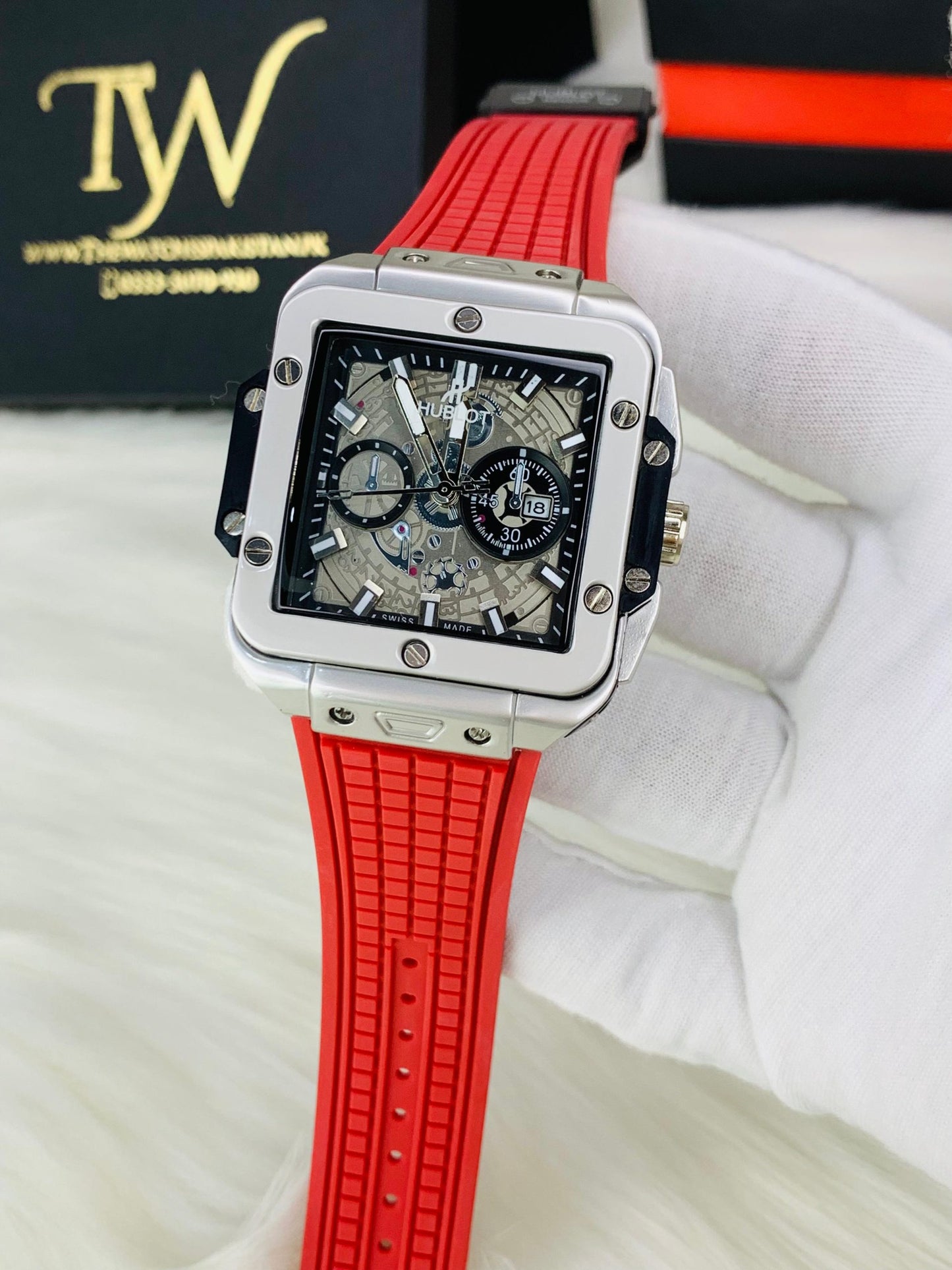 HB Square Red