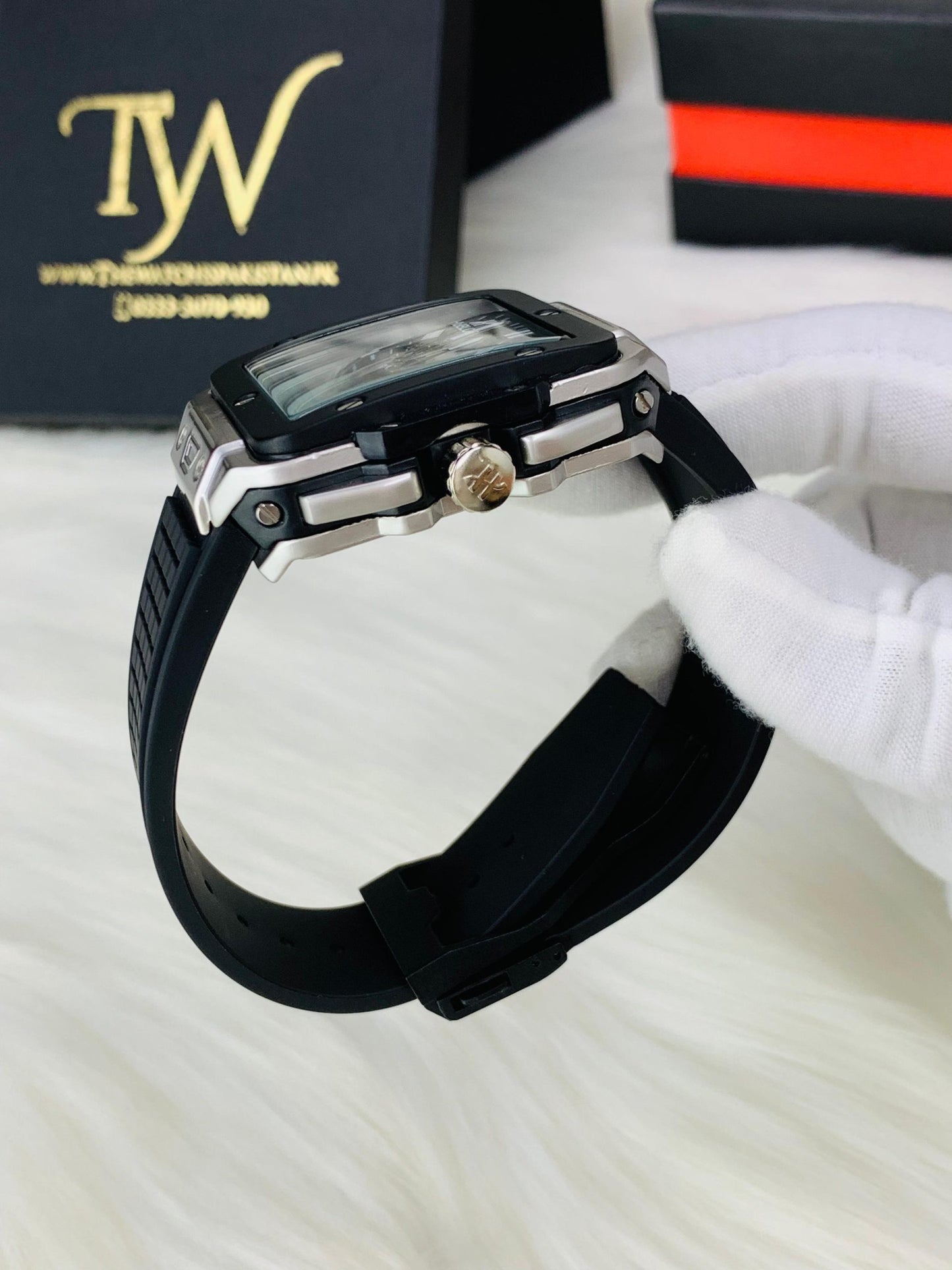 HB Square Silver Black !