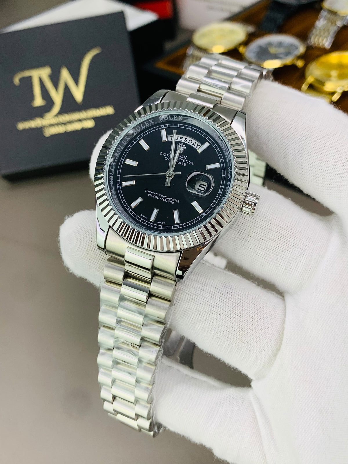 Oyster Silver Black
