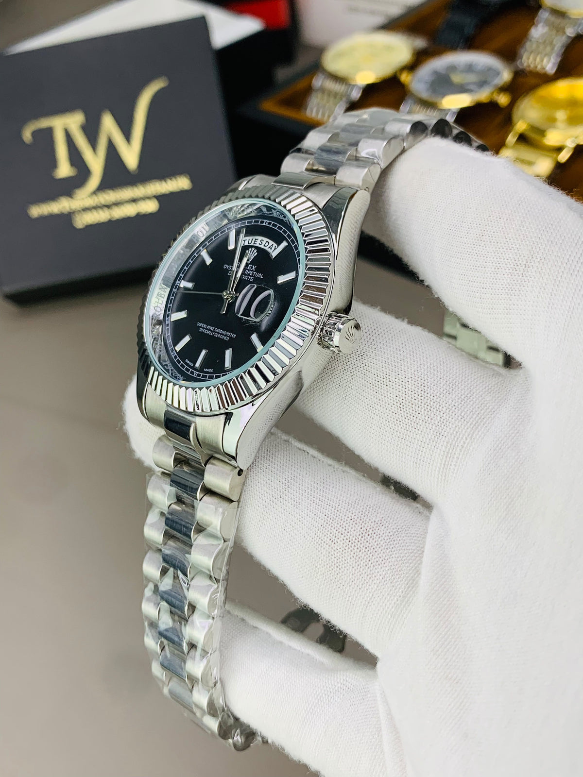 Oyster Silver Black