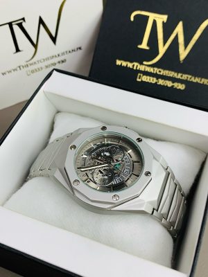 Diamond Cut Spider Silver Grey